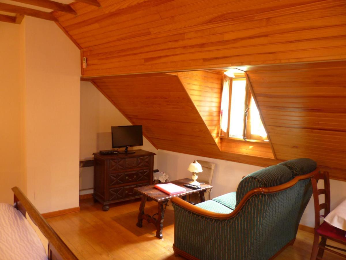 La Bouigane Bed & Breakfast Сен-Лари Екстериор снимка
